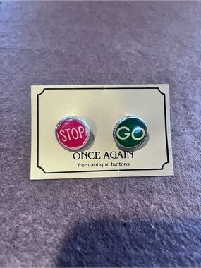 Once Again STOP & GO Antique cufflinks Red and Green
